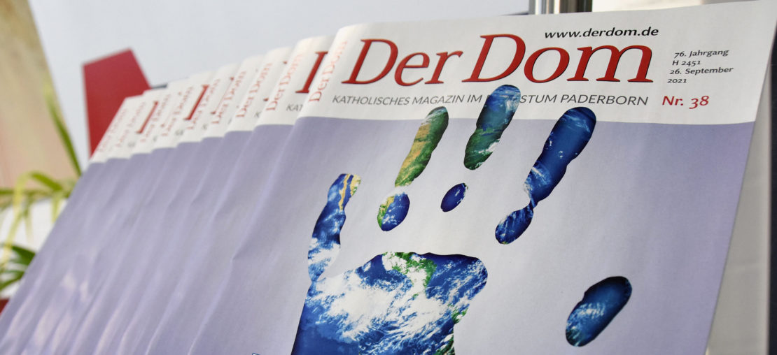 Aktuelle Dom-Ausgabe zum Thema "Klima und Gerechtigkeit". (Foto: Patrick Kleibld)