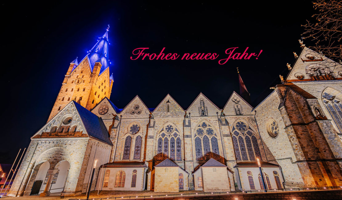 Der Paderborner Dom zur Weihnachtszeit. (Foto: Besim Mazhiqi)