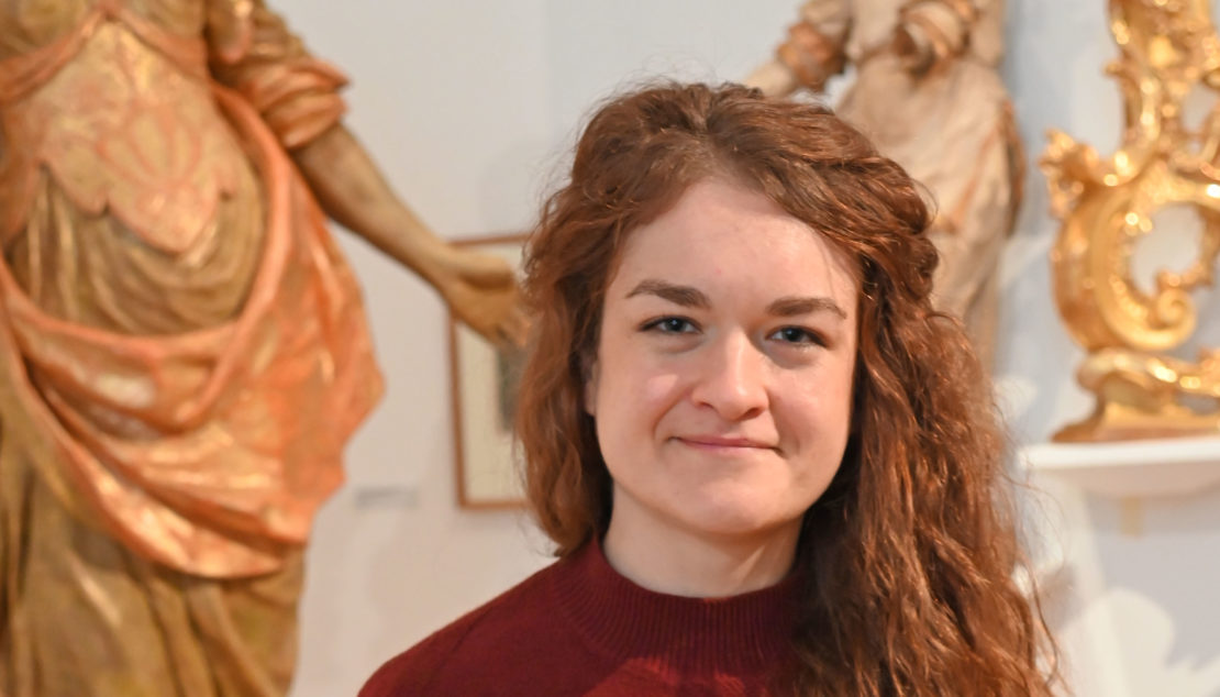 Britta Schwemke (32) hat Kunstgeschichte in Münster und Düsseldorf studiert, zuletzt mit dem Schwerpunkt „Kunstvermittlung“. (Foto: Patrick Kleibold)