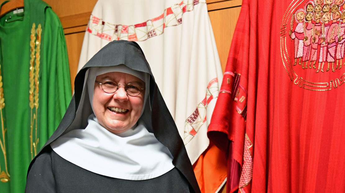 Als Benediktinerin versteht Schwester Lioba ihre Arbeit als Auftrag an Gottes Schöpfung mitzuarbeiten und die Welt nach ihren Kräften mitzugestalten.