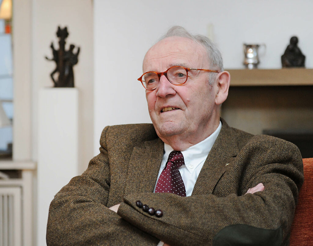 Dr. Florian Böllhoff