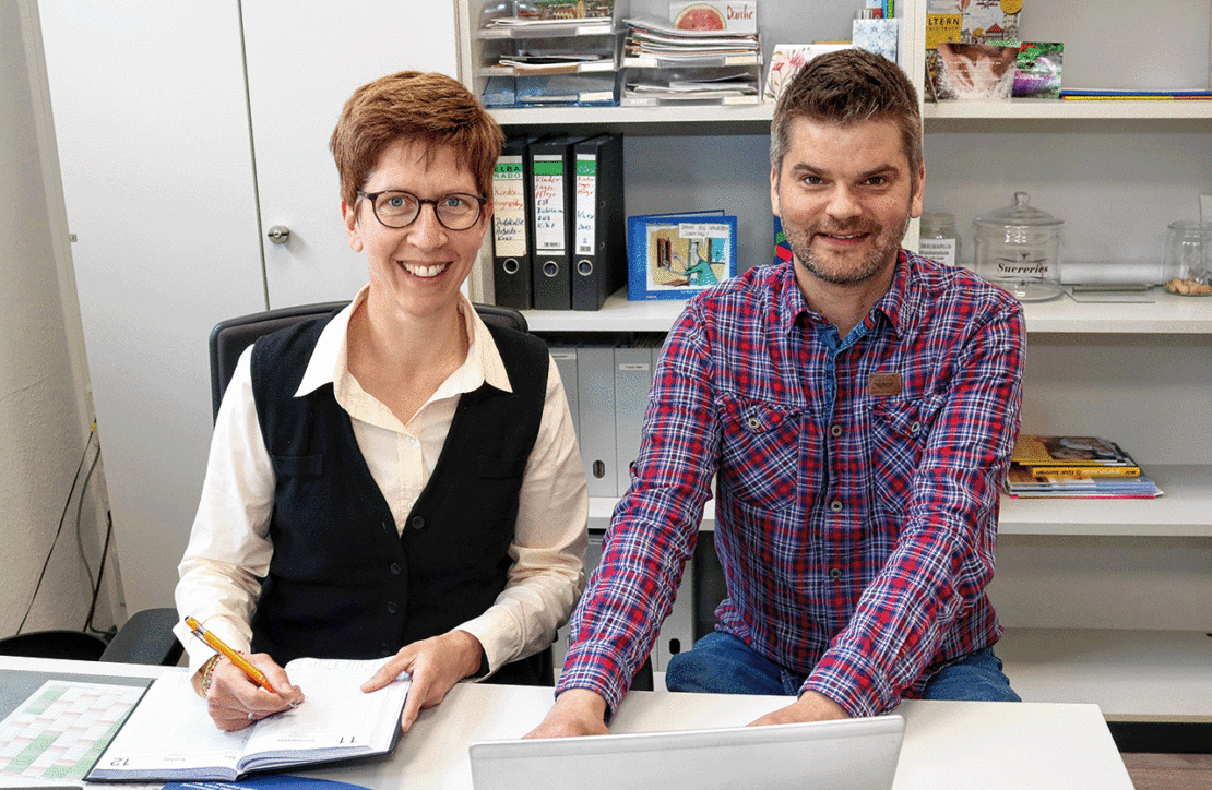 Angelika Hüppmeier (links) und Daniel Burghardt haben das neue Angebot der KEFB entwickelt. (Foto: Heiko Appelbaum)