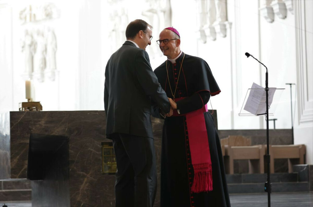 Neuer Weihbischof für Würzburg - Der Dom